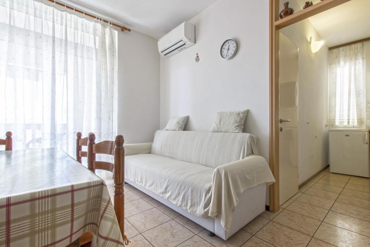 Apartments Konta City Center Vodice Bagian luar foto