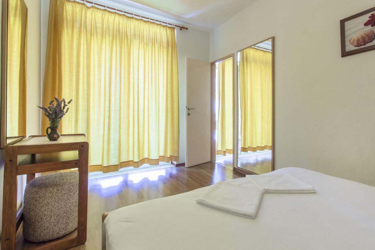 Apartments Konta City Center Vodice Bagian luar foto
