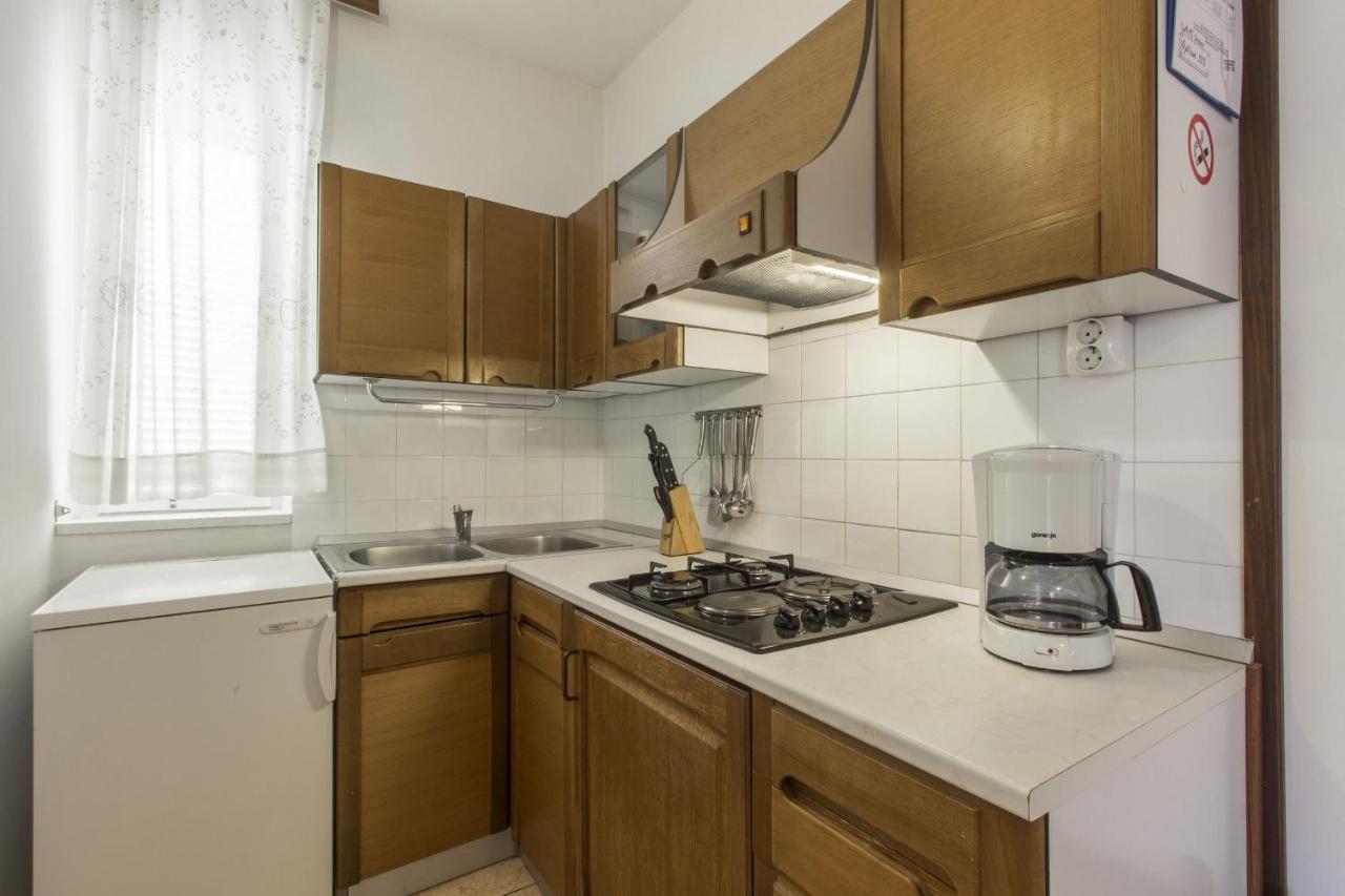 Apartments Konta City Center Vodice Bagian luar foto