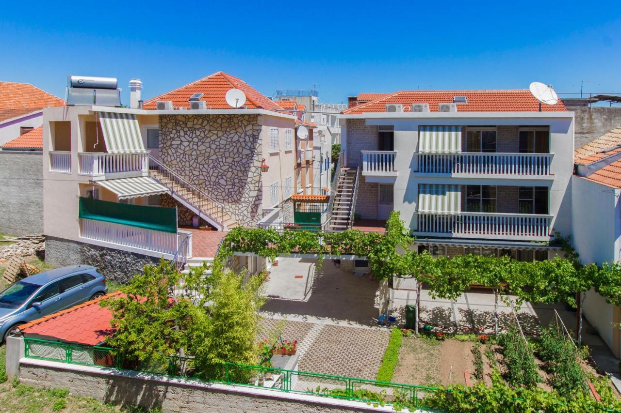 Apartments Konta City Center Vodice Bagian luar foto