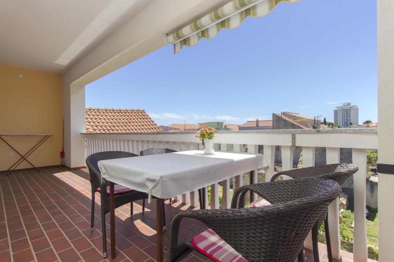 Apartments Konta City Center Vodice Bagian luar foto