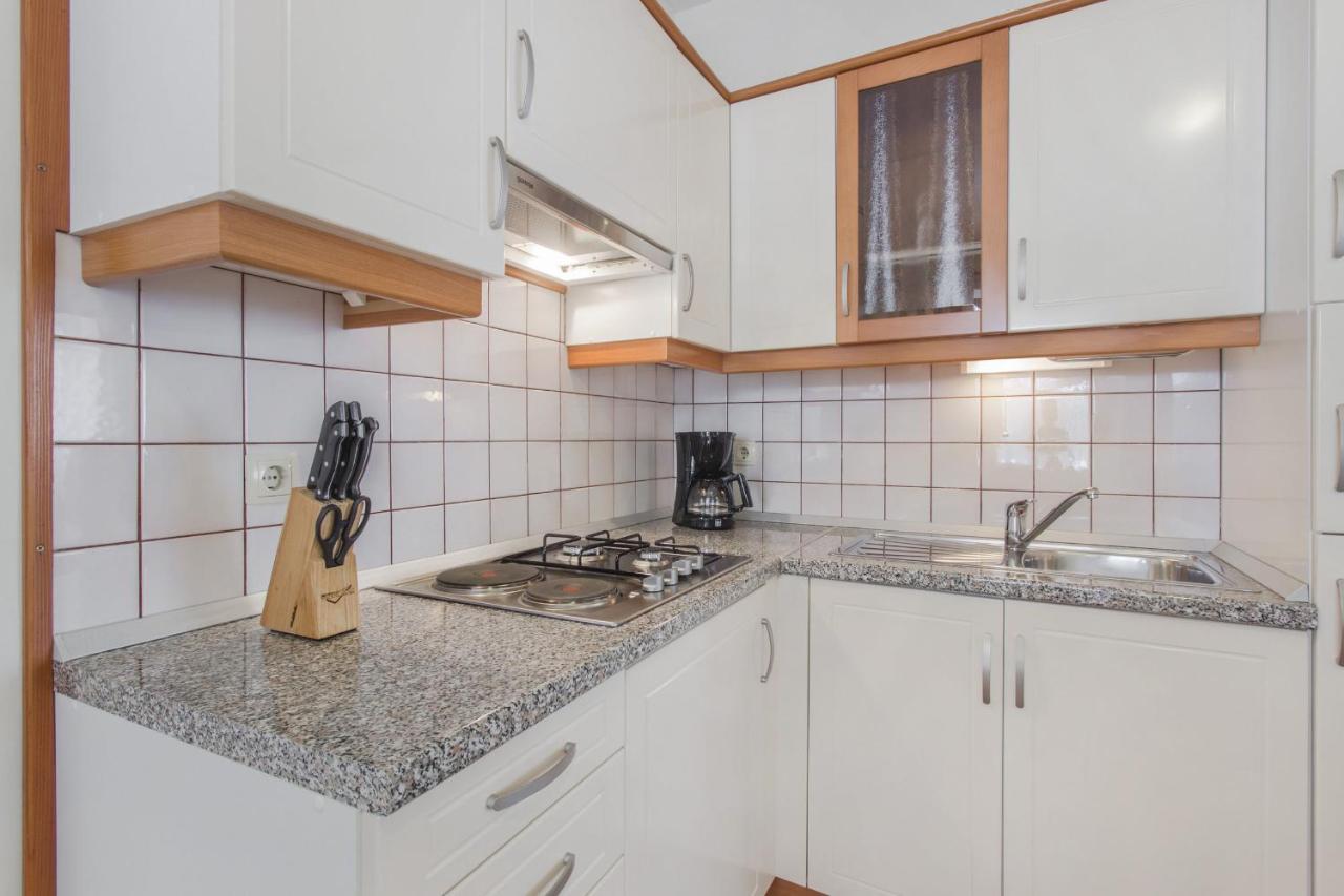 Apartments Konta City Center Vodice Bagian luar foto